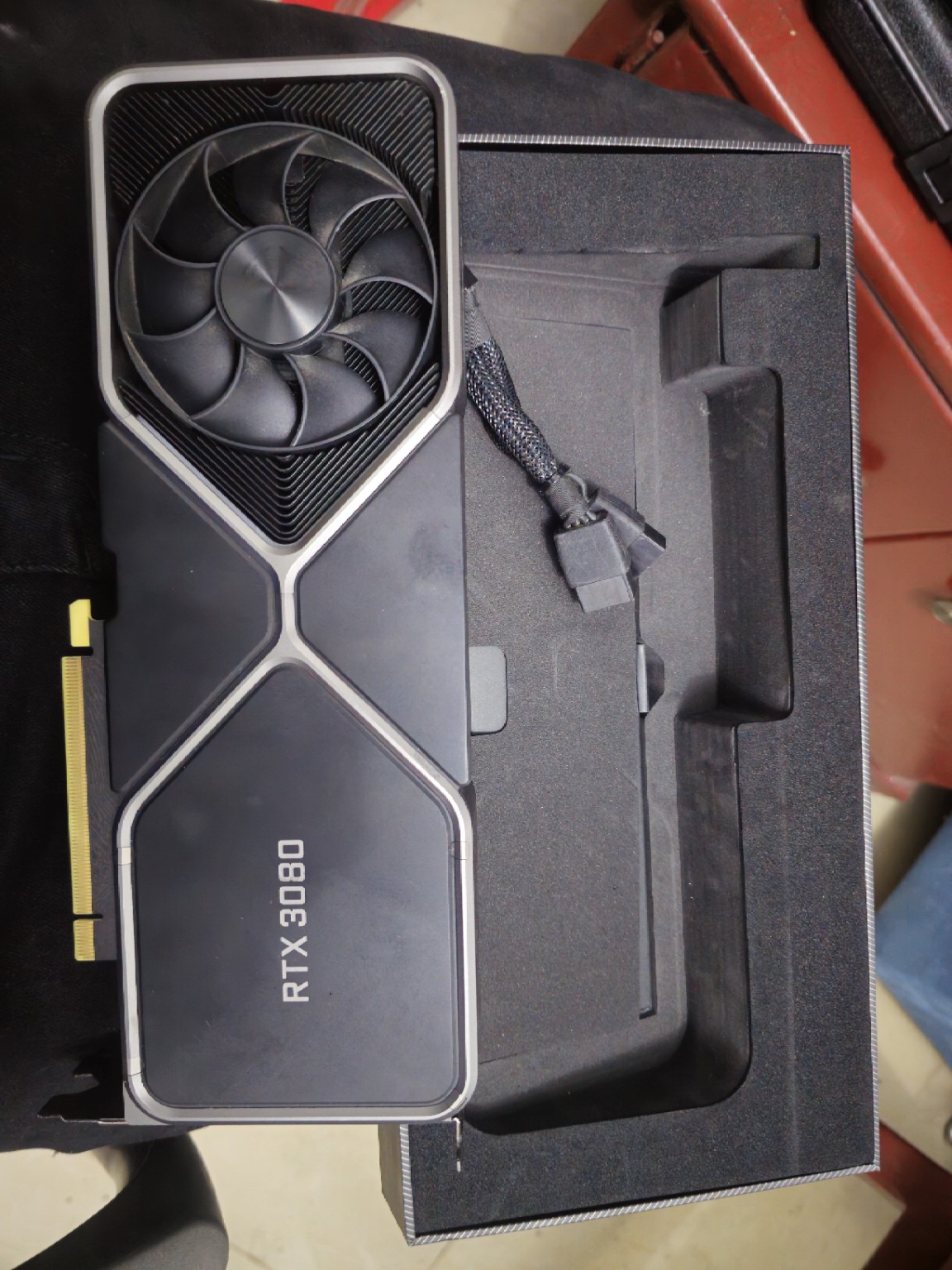 NVIDIA GeForce RTX 3080 Founders Edition 10GB GDDR6X - Image 2